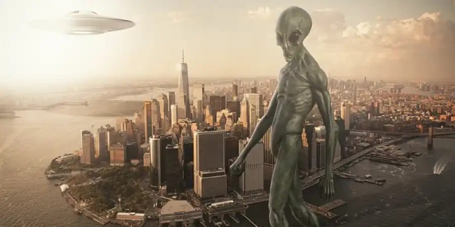 Definition & meaning of ALIEN examples, synonyms & antonyms