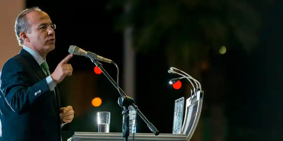 Discourse visual data 8